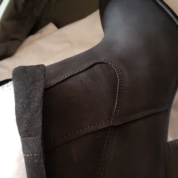 NORDSTROM Exclusive New FEINA Ankle Boot Bootie Split Shaft Oiled Leather Black - Picture 14 of 14